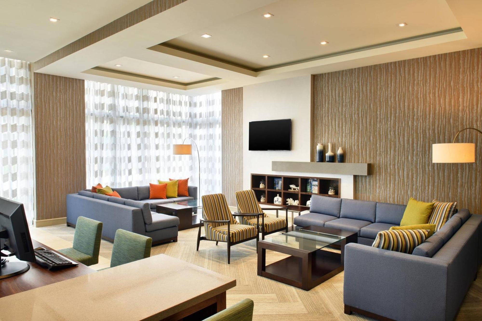 Four Points By Sheraton Coral Gables Miami Bagian luar foto