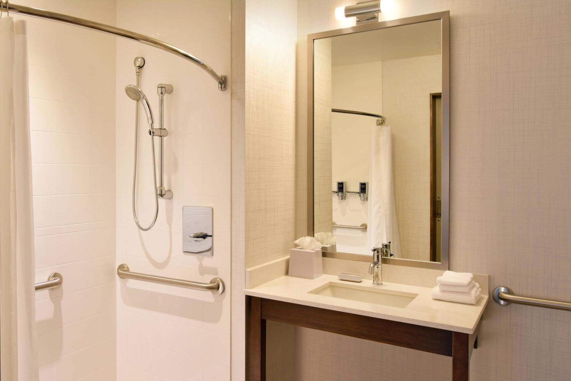 Four Points By Sheraton Coral Gables Miami Bagian luar foto